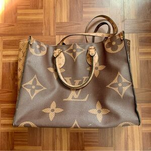 Large VL Tote Bag